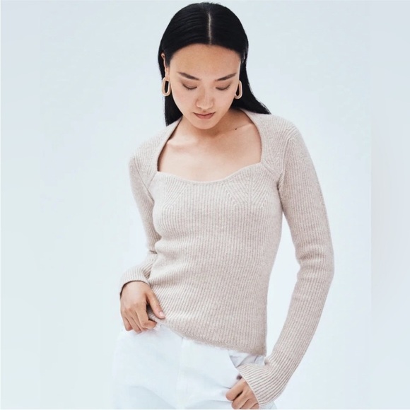 Mayson the Label // Cashmere Blend Sweetheart Neck Sweater - Picture 3 of 8